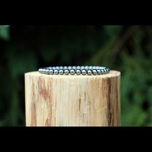 Hematite bracelet made with 100% natural stones.